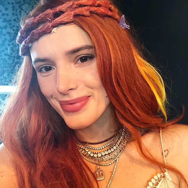 Bella thorne and sister