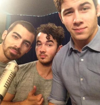 Jonas Brothers biography