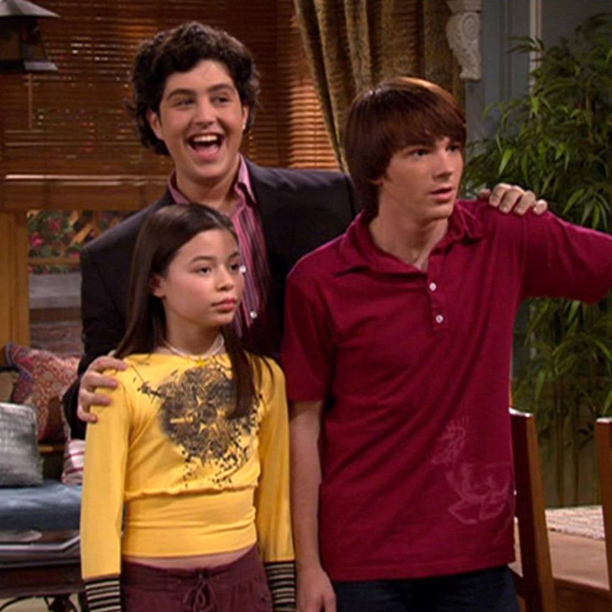 We know facts about Drake Bell, Miranda Cosgrove and Josh Peck's paren...