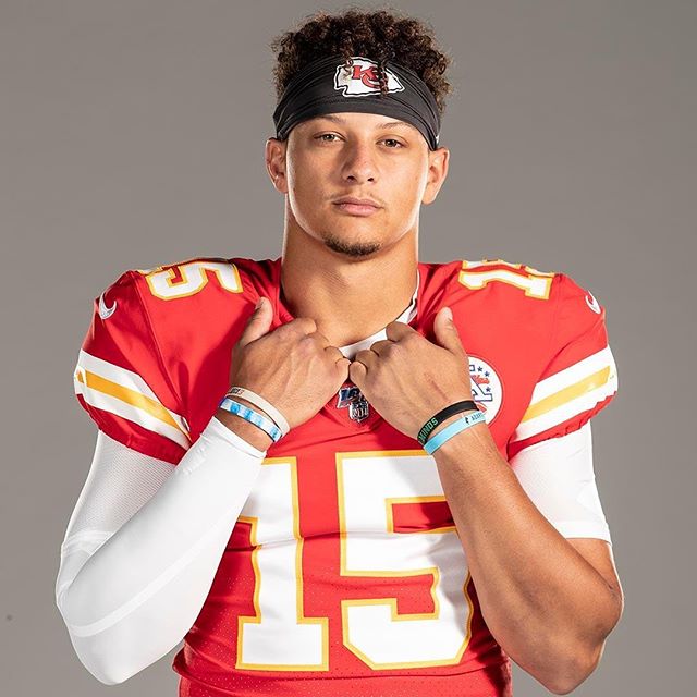 Patrick Mahomes family: mother, father, siblings, girlfriend - Familytron