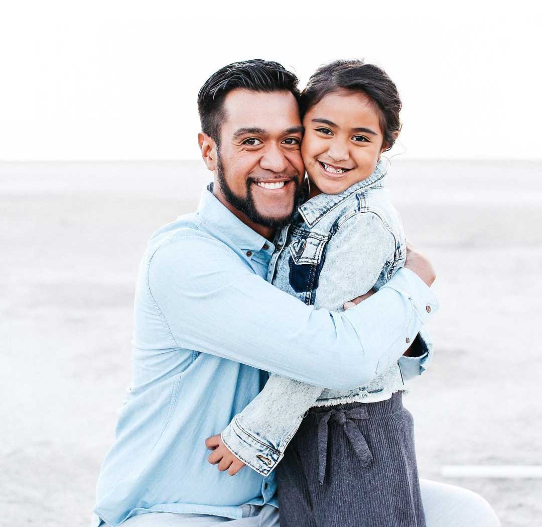 Neenee-Finau-daughter photo